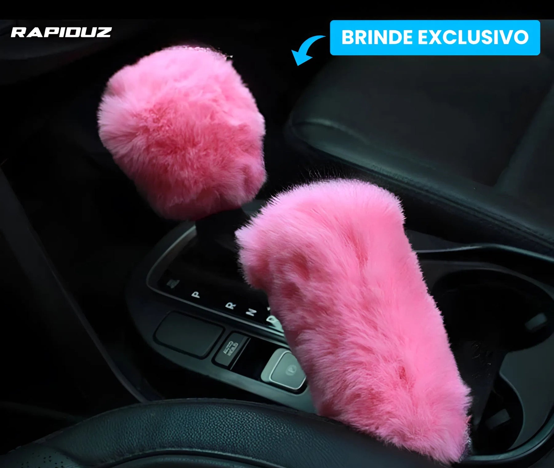Volante com capa de pelúcia rosa, toque suave e estilo. + brinde exclusivo