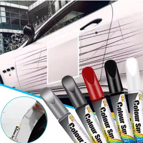 Várias canetas reparadoras de cores diferentes para todos os tipos de pintura do seu carro