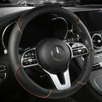 Volante com capa em couro marrom elegante que valoriza o interior do carro