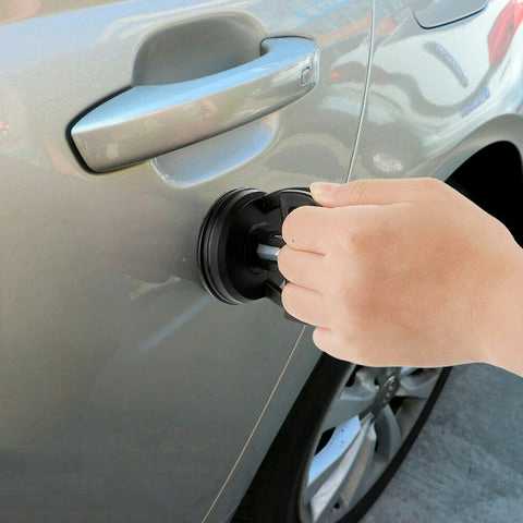 Desamassador portátil para carro usado em reparos rápidos na lataria sem oficina