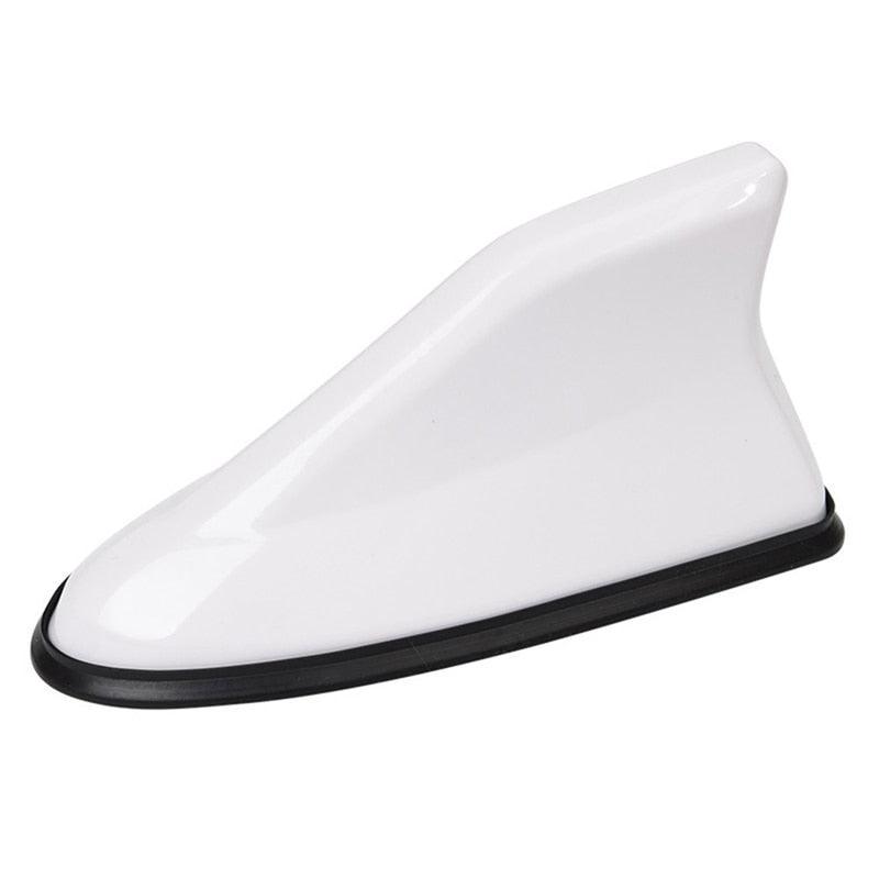 Antena de tubarão branca para carro, design moderno com alta performance de sinal