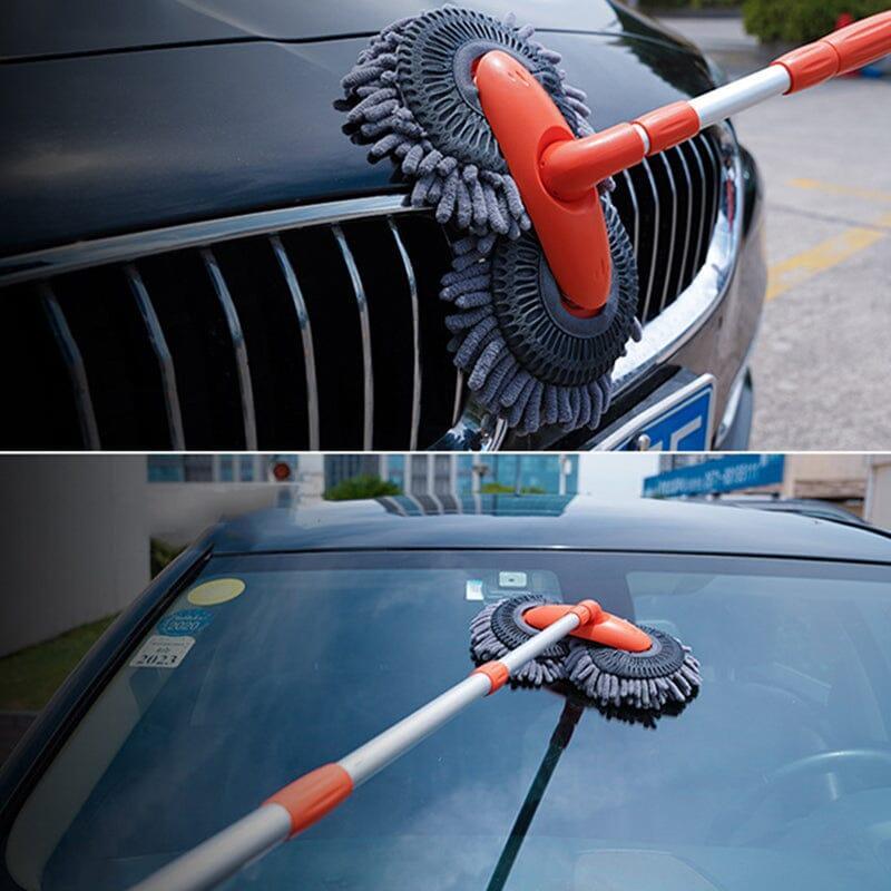 Esfregão automotivo lavando a frente e o vidro do carro 